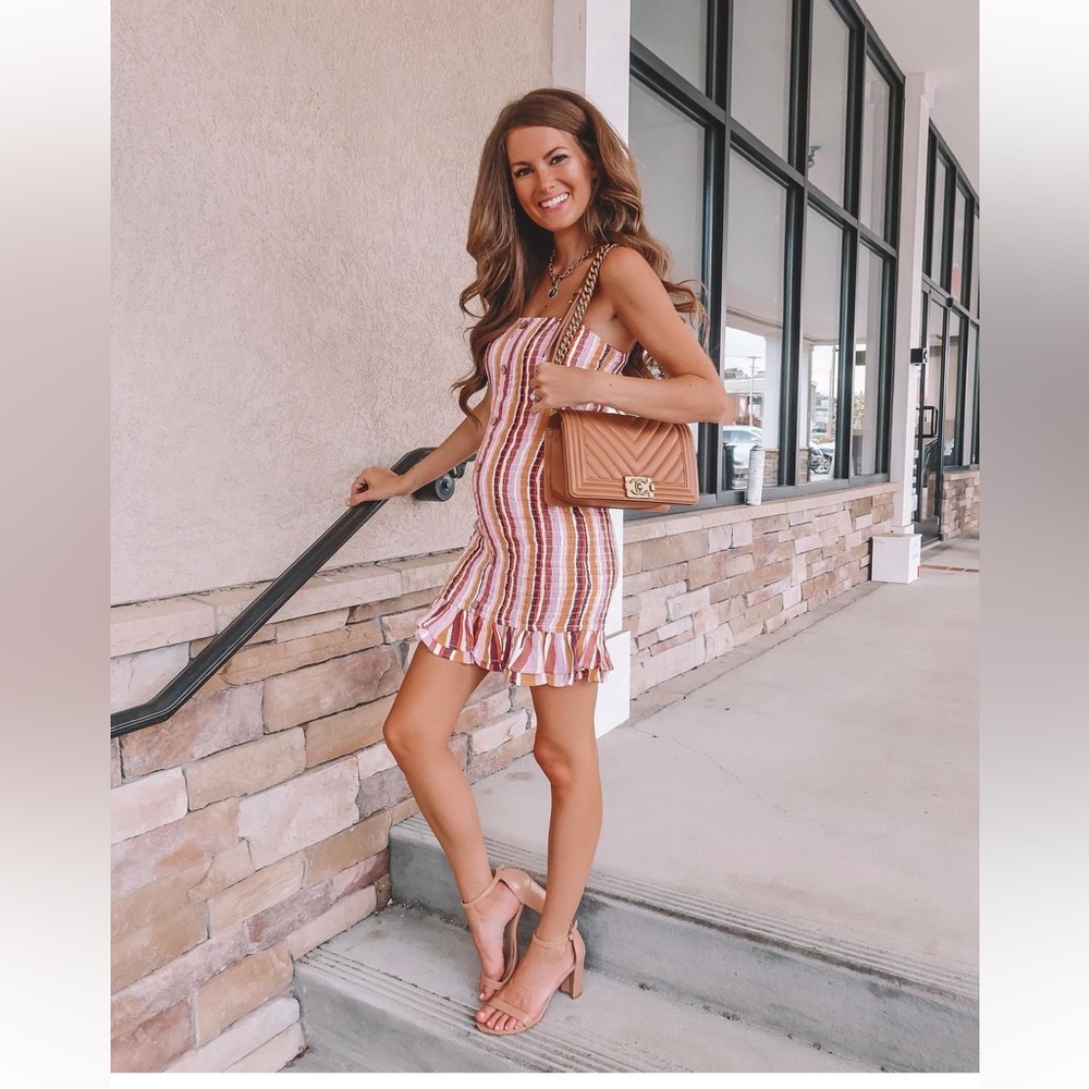 Mink pink dress with ruffle bottom